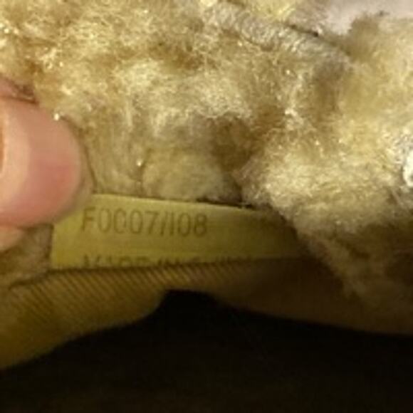 Coach Gold Shearling Slip-On Sneakers Women’s Size 7 Fuzzy Lined - Picture 5 of 14